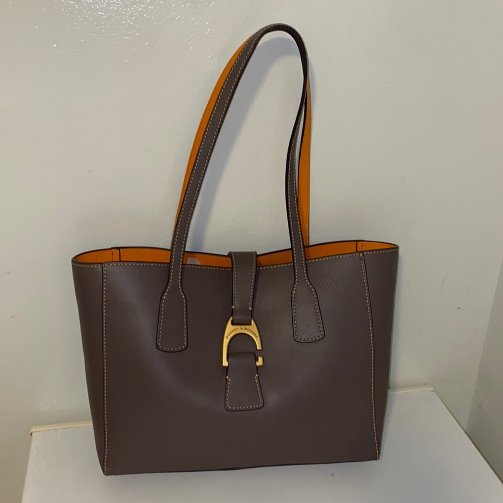 Dooney & Bourke shoulder bag